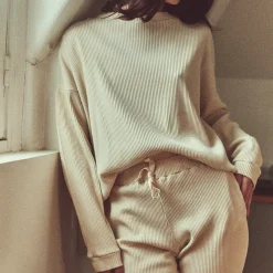 Poudre Organic Homewear | T-shirts | T-SHIRT PIN CÔTELÉ Almond Milk AlmondMilk